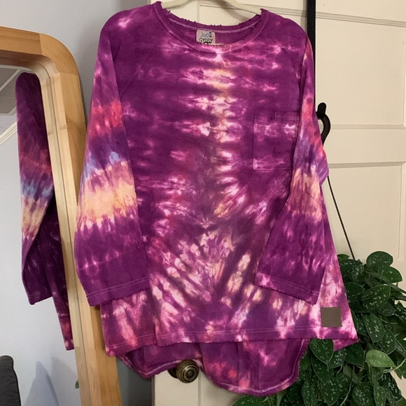 Jaded Gypsy long sleeved top - Picture 3 of 3